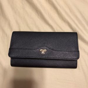 Black Wallet